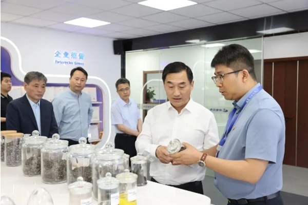 興佑要聞丨南京市委常委、江寧區(qū)委書(shū)記一行蒞臨我司調(diào)研走訪(fǎng)